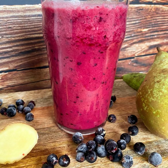 Upeņu bumbieru vitamīnu smūtijs