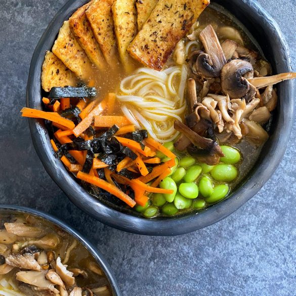 Vegāniskā ramen zupa